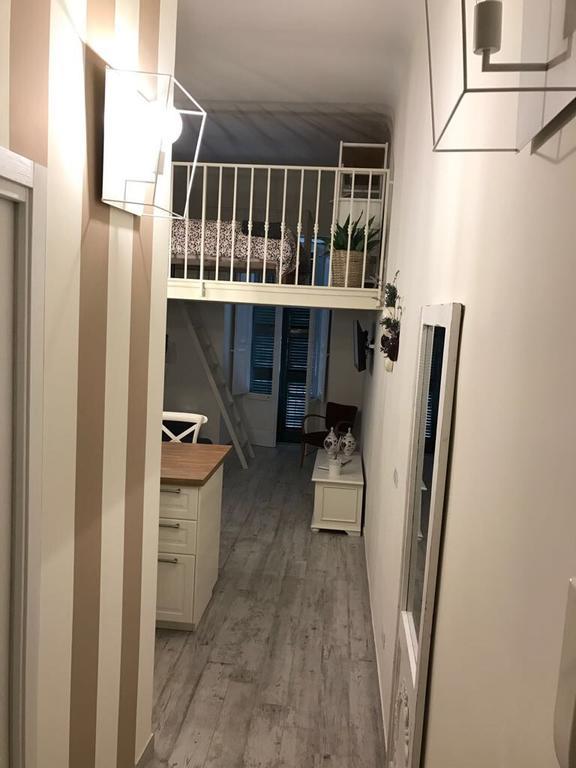 Appartement Bianco Melograno à Bari Extérieur photo